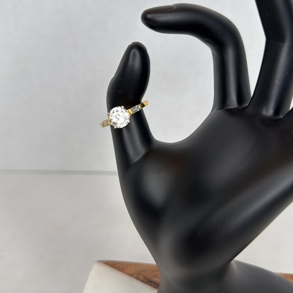 Vintage Gold Faux Diamond Ring size 9 lot D15 - Picture 2 of 8